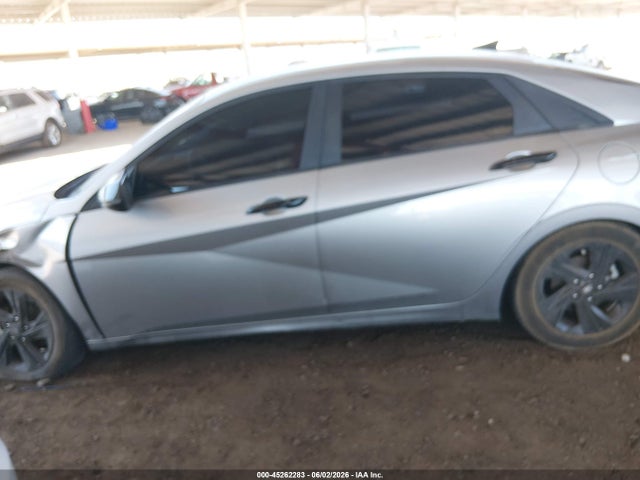 5NPLS4AG1MH023824 Hyundai ELANTRA SEL