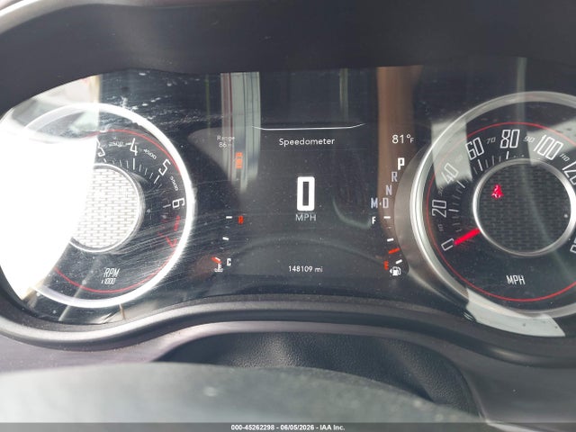 45262298 :رقم المزاد ، 2C3CDZAG6FH737360 vin ، 2015 Dodge Challenger Sxt مزاد بيع