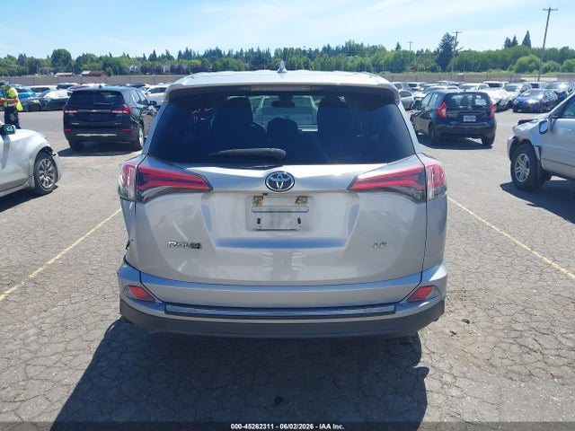 2T3ZFREV3JW521743 Toyota RAV4 LE