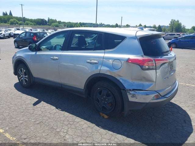 2T3ZFREV3JW521743 Toyota RAV4 LE