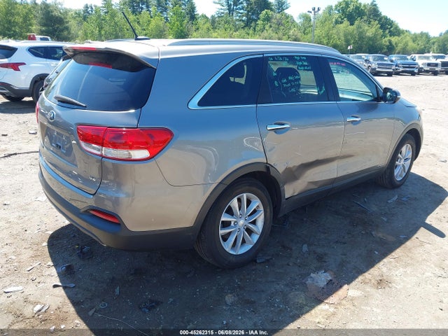 KIA Sorento 3.3l Lx 2017 5XYPGDA55HG228142 Image 4