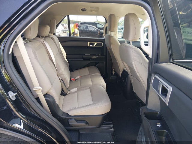 Ford Explorer 2023 1FMSK8BB3PGB67224 Image 8