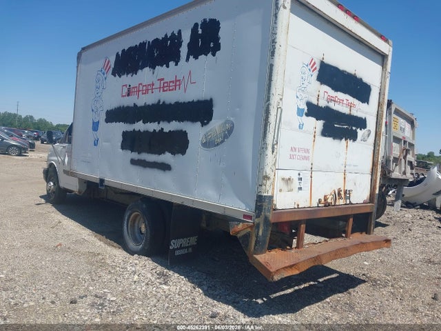 2004 Chevrolet Express Cutaway Base W/c7l/c7n მანქანა იყიდება აუქციონზე, vin: 1GBJG31U341127008, აუქციონის ნომერი: 45262391