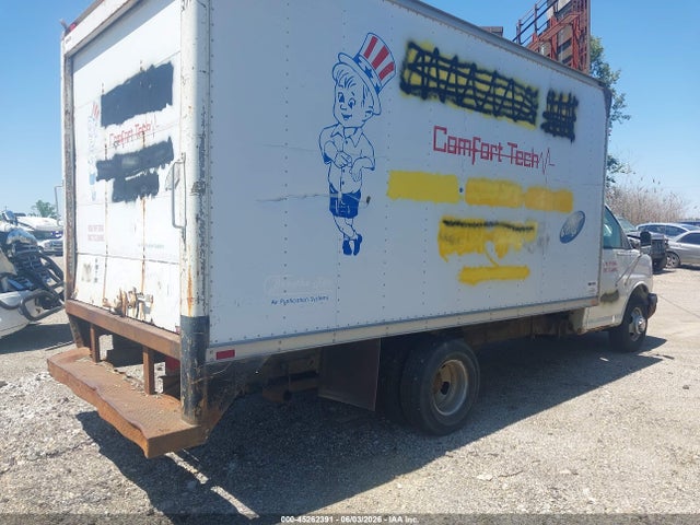 2004 Chevrolet Express Cutaway Base W/c7l/c7n მანქანა იყიდება აუქციონზე, vin: 1GBJG31U341127008, აუქციონის ნომერი: 45262391