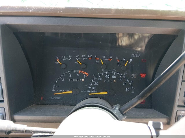 Продажа на аукционе авто 1994 Gmc Suburban K1500, vin: 1GKFK16K0RJ762338, номер лота: 45262392