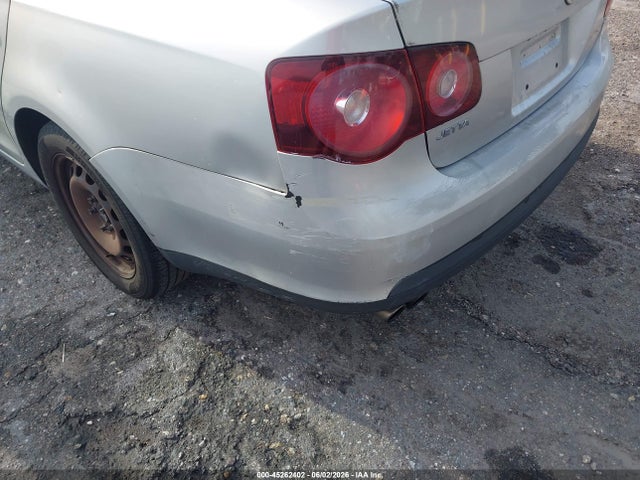Продажа на аукционе авто 2010 Volkswagen Jetta S, vin: 3VWJZ7AJ7AM041831, номер лота: 45262402