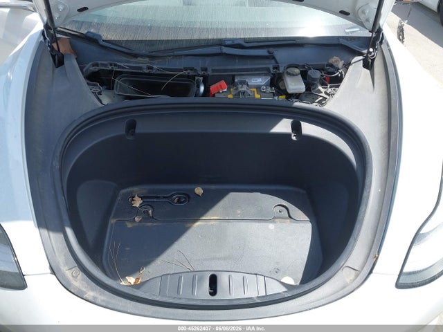 45262407 :رقم المزاد ، 5YJ3E1EAXLF515678 vin ، 2020 Tesla Model 3 Standard Range Plus Rear-wheel Drive/standard Range Rear-wheel Drive مزاد بيع