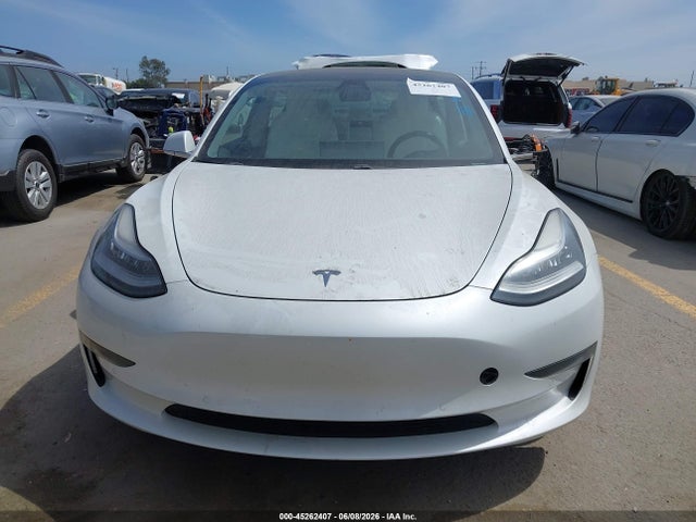 45262407 :رقم المزاد ، 5YJ3E1EAXLF515678 vin ، 2020 Tesla Model 3 Standard Range Plus Rear-wheel Drive/standard Range Rear-wheel Drive مزاد بيع