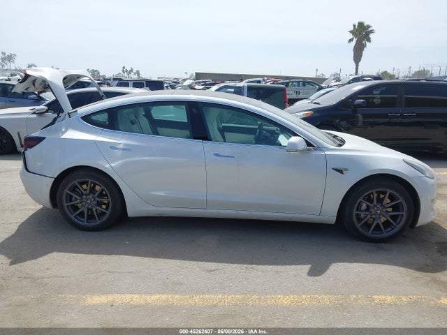 45262407 :رقم المزاد ، 5YJ3E1EAXLF515678 vin ، 2020 Tesla Model 3 Standard Range Plus Rear-wheel Drive/standard Range Rear-wheel Drive مزاد بيع