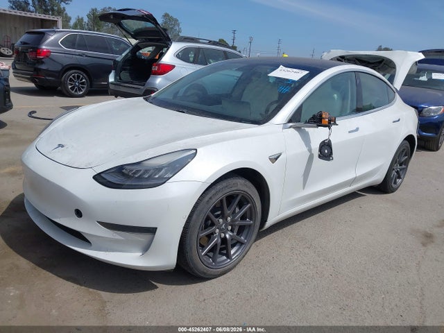 45262407 :رقم المزاد ، 5YJ3E1EAXLF515678 vin ، 2020 Tesla Model 3 Standard Range Plus Rear-wheel Drive/standard Range Rear-wheel Drive مزاد بيع