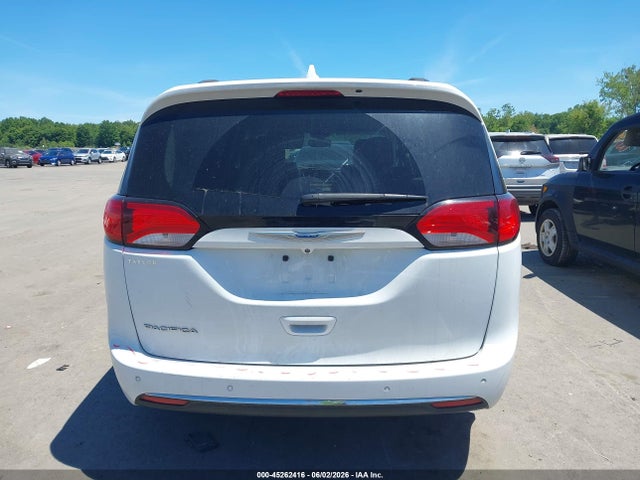 2018 Chrysler Pacifica Touring L მანქანა იყიდება აუქციონზე, vin: 2C4RC1BG2JR142517, აუქციონის ნომერი: 45262416