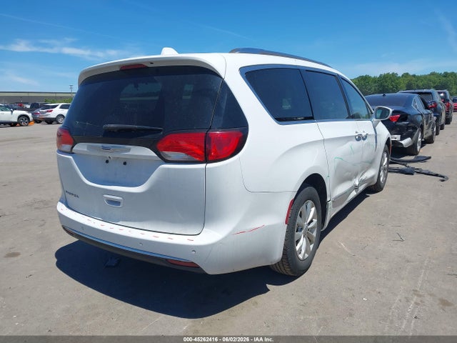2018 Chrysler Pacifica Touring L მანქანა იყიდება აუქციონზე, vin: 2C4RC1BG2JR142517, აუქციონის ნომერი: 45262416