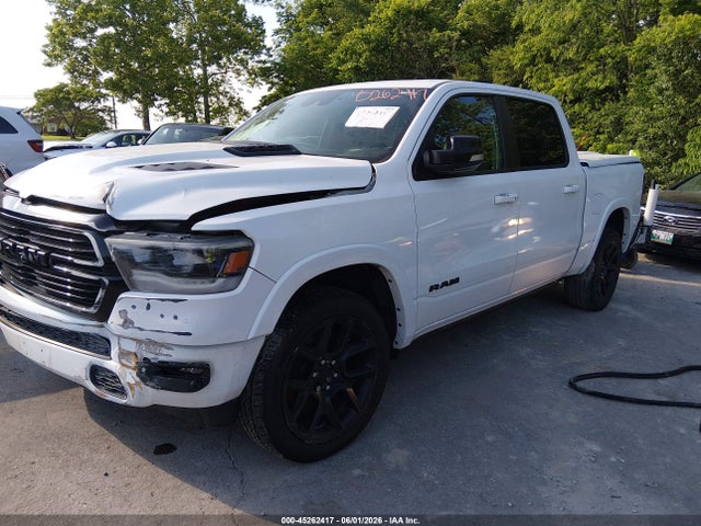 2021 Ram 1500 Laramie  4x4 5'7 Box მანქანა იყიდება აუქციონზე, vin: 1C6SRFJT1MN615652, აუქციონის ნომერი: 45262417