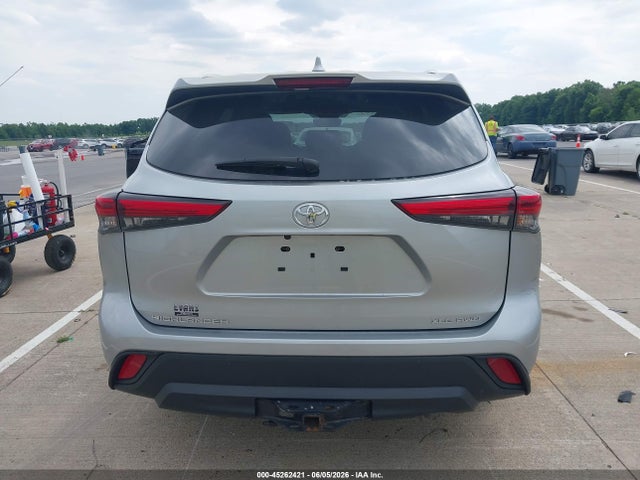 Toyota Highlander Xle 2022 5TDGZRBH6NS593041 Image 16