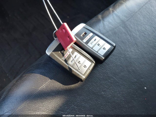 45262435 :رقم المزاد ، 5J8YD4H33JL005160 vin ، 2018 Acura Mdx مزاد بيع