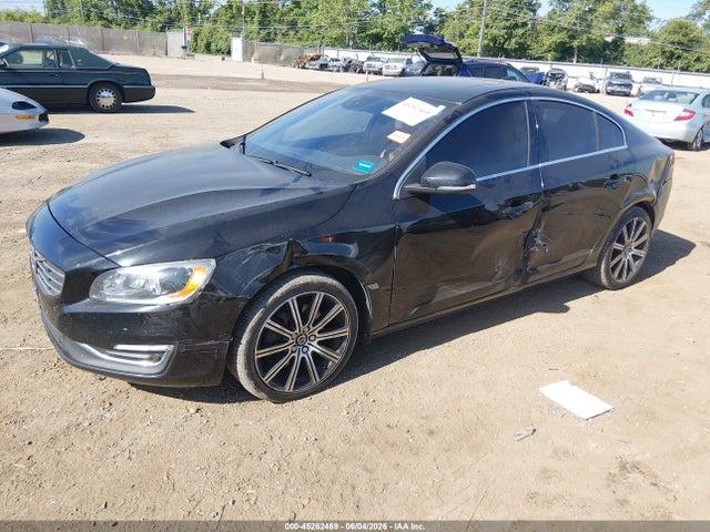 45262469 :رقم المزاد ، YV149MFM9G1400775 vin ، 2016 Volvo S60 T6 Drive-e Platinum مزاد بيع