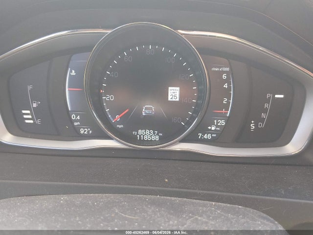 45262469 :رقم المزاد ، YV149MFM9G1400775 vin ، 2016 Volvo S60 T6 Drive-e Platinum مزاد بيع