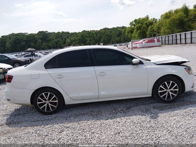 3VWB67AJ2HM223542 Volkswagen Jetta 1.4t Se