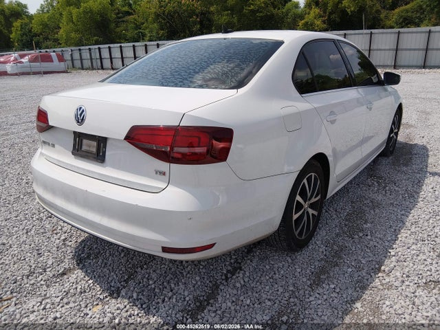 3VWB67AJ2HM223542 Volkswagen Jetta 1.4t Se