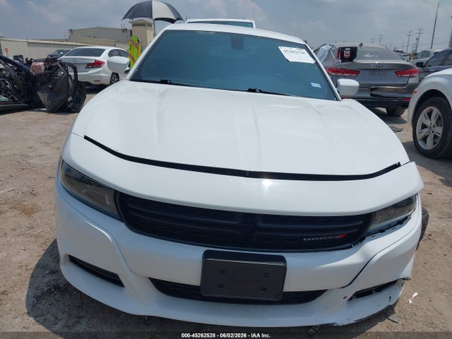 2C3CDXBG2NH250447 Dodge Charger Sxt Rwd