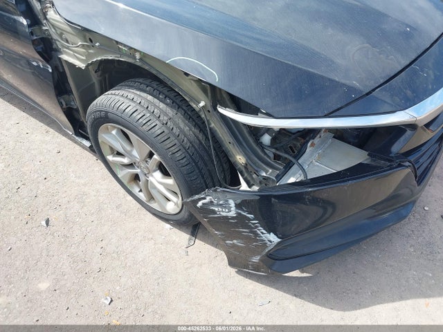Продажа на аукционе авто 2018 Honda Accord Lx, vin: 1HGCV1F12JA023247, номер лота: 45262533