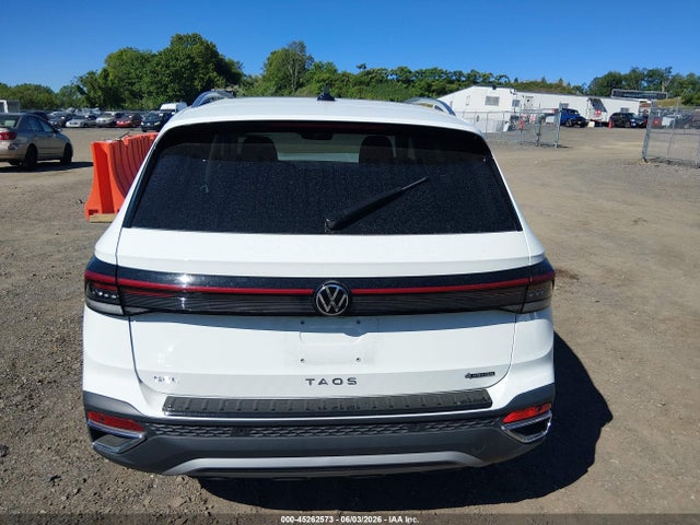 Auction sale of the 2025 Volkswagen Taos 1.5t Sel, vin: 3VV4C7B26SM014129, lot number: 45262573