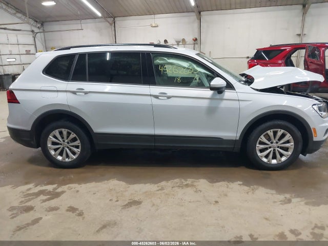 2018 Volkswagen Tiguan 2.0t S მანქანა იყიდება აუქციონზე, vin: 3VV0B7AX2JM066564, აუქციონის ნომერი: 45262603