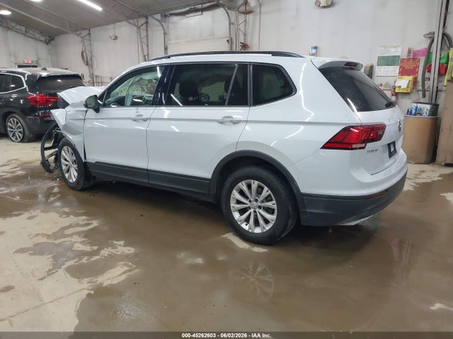 2018 Volkswagen Tiguan 2.0t S მანქანა იყიდება აუქციონზე, vin: 3VV0B7AX2JM066564, აუქციონის ნომერი: 45262603