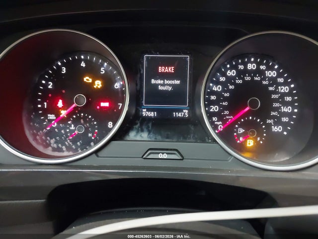 2018 Volkswagen Tiguan 2.0t S მანქანა იყიდება აუქციონზე, vin: 3VV0B7AX2JM066564, აუქციონის ნომერი: 45262603