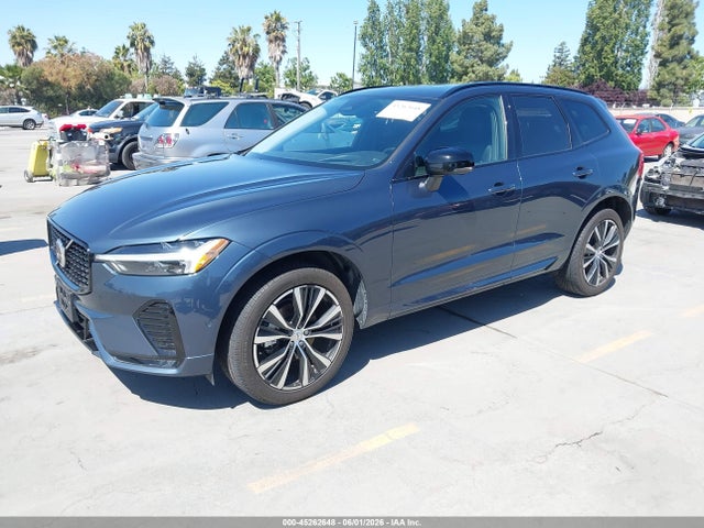 Volvo Xc60 B5 Ultimate Dark Theme 2024 YV4L12RM9R1835630 Image 2