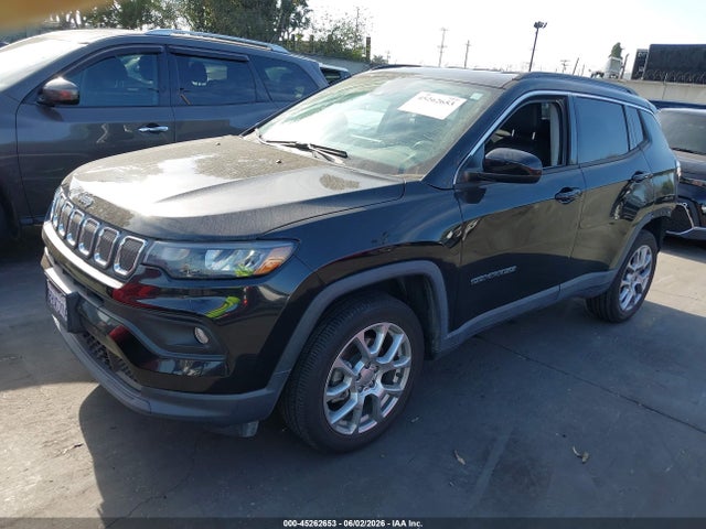 Jeep Compass Latitude Lux 4x4 2022 3C4NJDFB0NT177287 Image 2