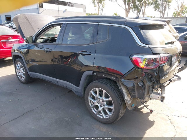 Jeep Compass Latitude Lux 4x4 2022 3C4NJDFB0NT177287 Image 3