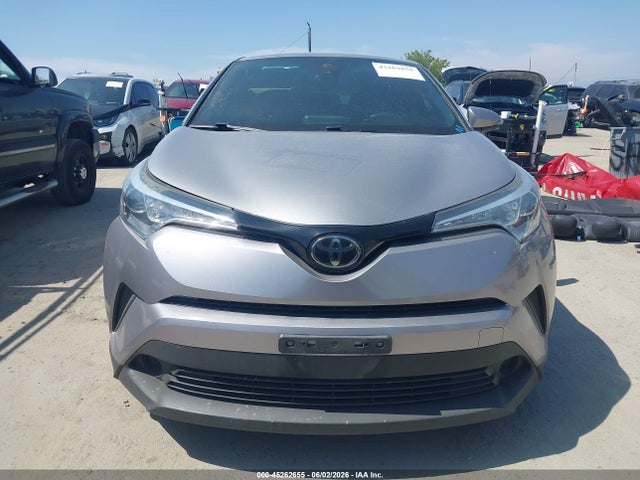 NMTKHMBXXJR026136 Toyota C-HR XLE