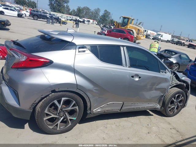 NMTKHMBXXJR026136 Toyota C-HR XLE