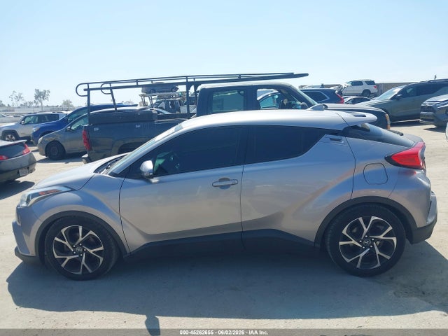 NMTKHMBXXJR026136 Toyota C-HR XLE