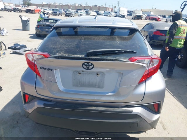 NMTKHMBXXJR026136 Toyota C-HR XLE