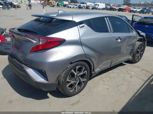 NMTKHMBXXJR026136 Toyota C-HR XLE