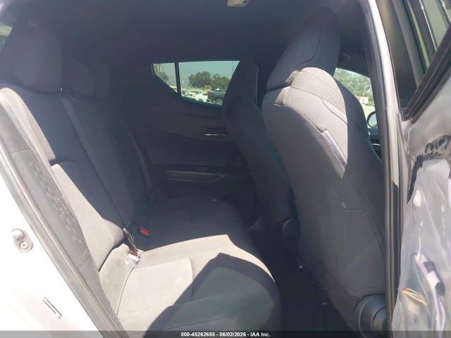 NMTKHMBXXJR026136 Toyota C-HR XLE