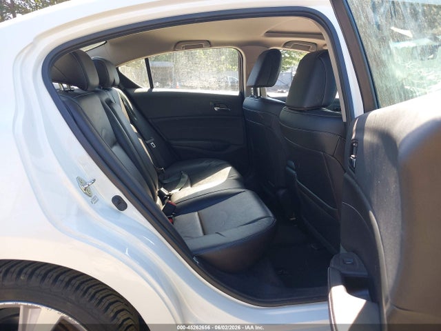 45262656 :رقم المزاد ، 19VDE2E52FE000092 vin ، 2015 Acura Ilx 2.4l مزاد بيع