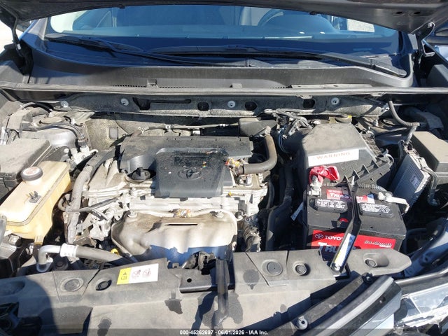 45262697 :رقم المزاد ، JTMBFREV4JD221711 vin ، 2018 Toyota Rav4 Le مزاد بيع