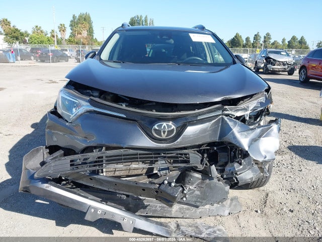 Aukcja sprzedaży 2018 Toyota Rav4 Le, vin: JTMBFREV4JD221711, numer aukcji: 45262697