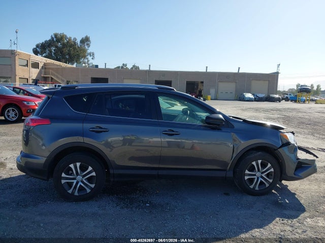 Aukcja sprzedaży 2018 Toyota Rav4 Le, vin: JTMBFREV4JD221711, numer aukcji: 45262697