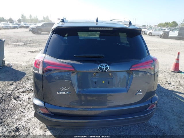Aukcja sprzedaży 2018 Toyota Rav4 Le, vin: JTMBFREV4JD221711, numer aukcji: 45262697