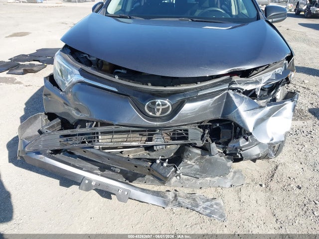 Aukcja sprzedaży 2018 Toyota Rav4 Le, vin: JTMBFREV4JD221711, numer aukcji: 45262697