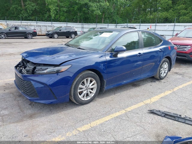 Toyota CAMRY LE 2025 4T1DAACK9SU021549 Image 2