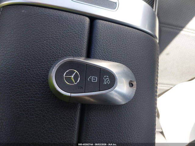 2024 Mercedes-benz C 300 მანქანა იყიდება აუქციონზე, vin: W1KAF4GB2RR189489, აუქციონის ნომერი: 45262744