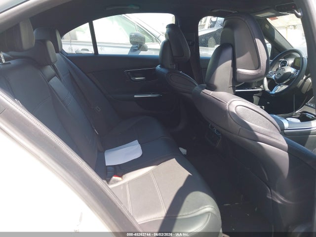 2024 Mercedes-benz C 300 მანქანა იყიდება აუქციონზე, vin: W1KAF4GB2RR189489, აუქციონის ნომერი: 45262744