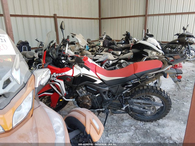 Honda CRF1000 2017 JH2SD044XHK100219 Image 13