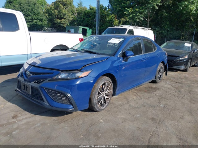 45262758 :رقم المزاد ، 4T1T11AK8PU127741 vin ، 2023 Toyota Camry Se مزاد بيع