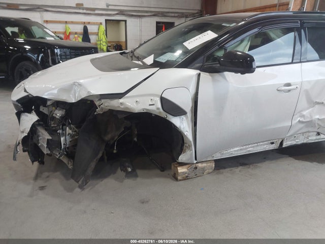 Продажа на аукционе авто 2023 Toyota Bz4x Limited, vin: JTMABACAXPA035142, номер лота: 45262761